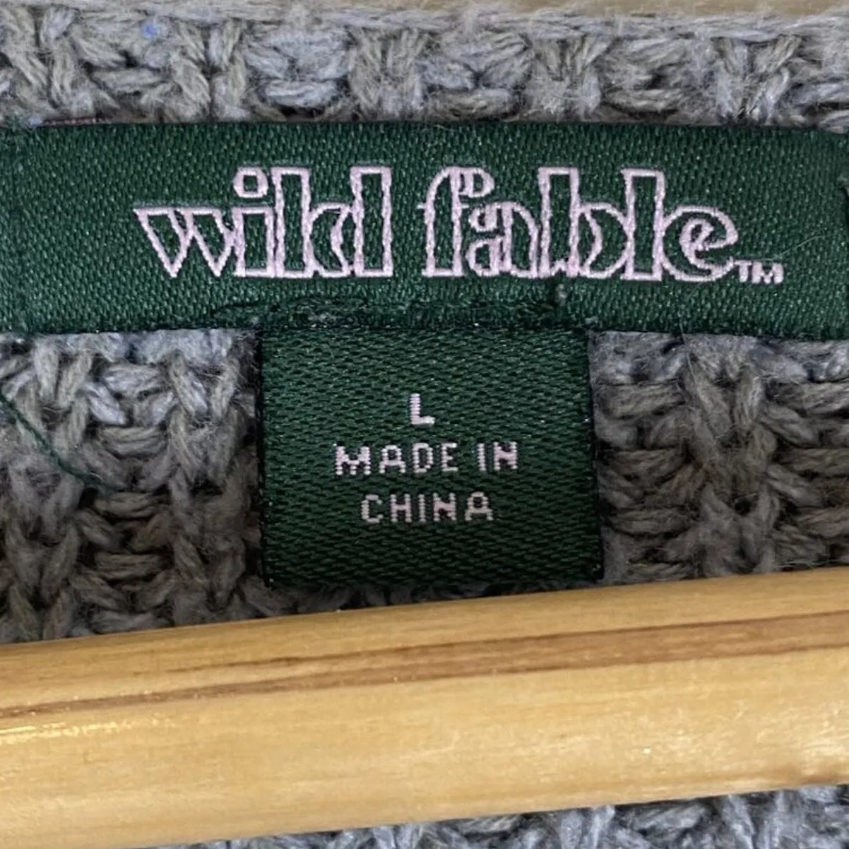 Wild Fable Cropped Sweater Womens L Gray Cotton Waffle Knit V-neck Cozy Slouchy - Image 4