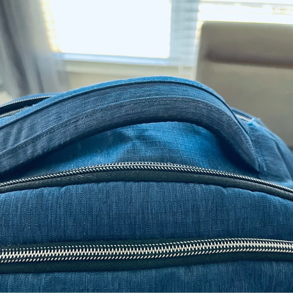 Samsonite Travel Laptop Backpack Branded for Disney Blue EUC - Image 14