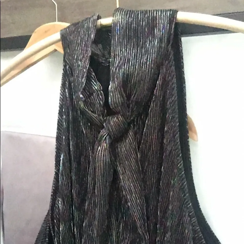 New Women’s Nine West High Halter Turtle Neck Metallic Tank Shirt - Image 8