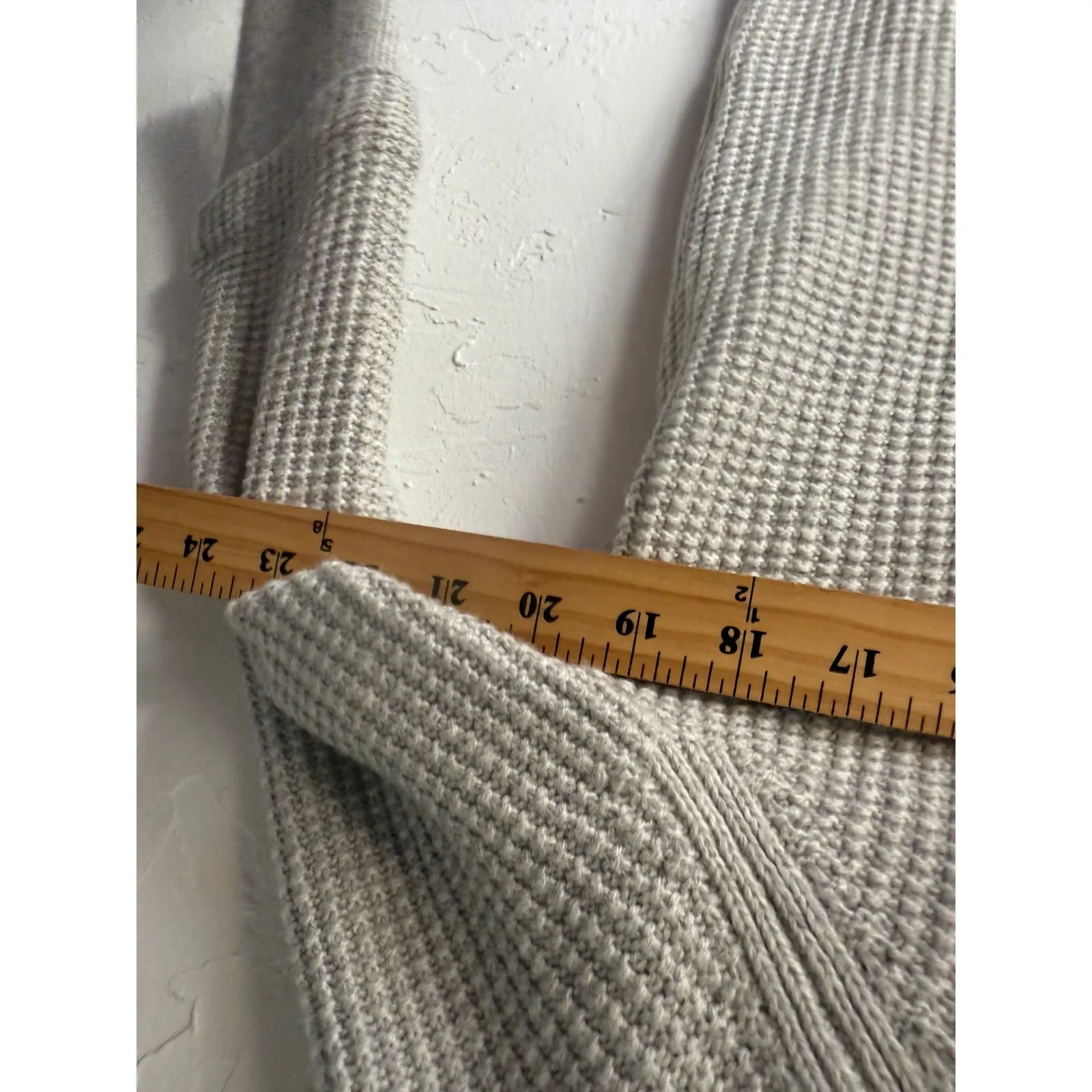 Market & Spruce NWT L Petite Cowl Neck Waffle Knit Thumb‎ Hole Sweater Gray - Image 8