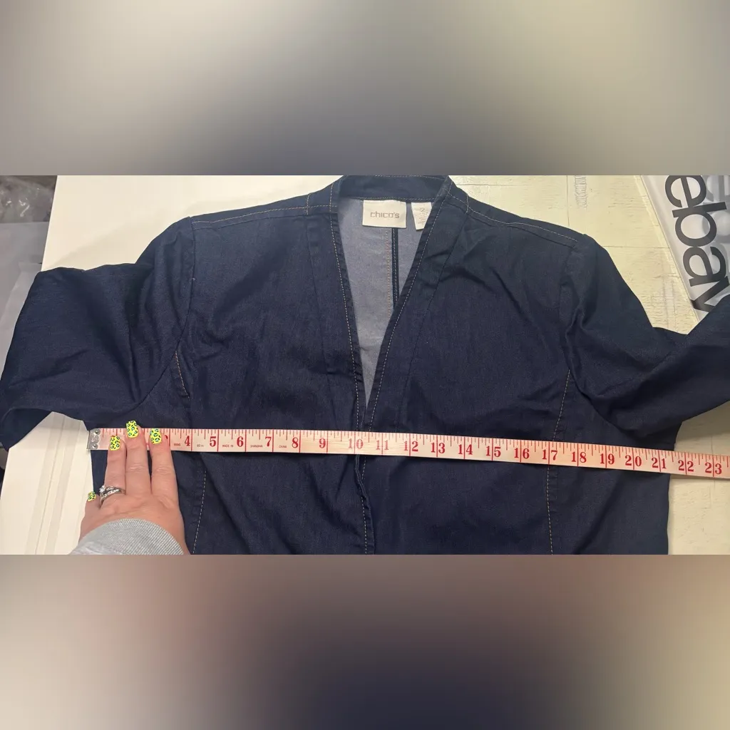 Chicos Blue Denim Lightweight Jacket Size 2 Large Toggle Clasp Long Western - Image 4