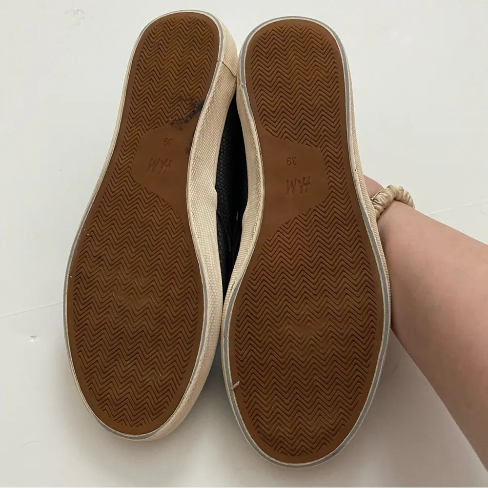 H&M Black Snakeskin Faux Leather Slip On Sneakers Flat 8 8.5 39 - Image 8