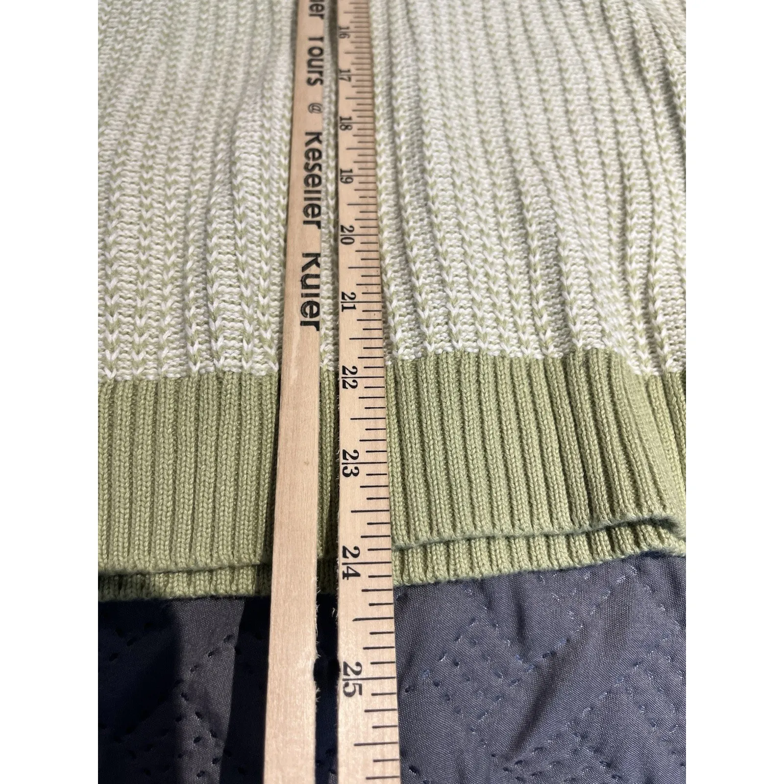 Liz Claiborne women's S Acacia Green 1/4 zip long sleeve sweater NWT - Image 4