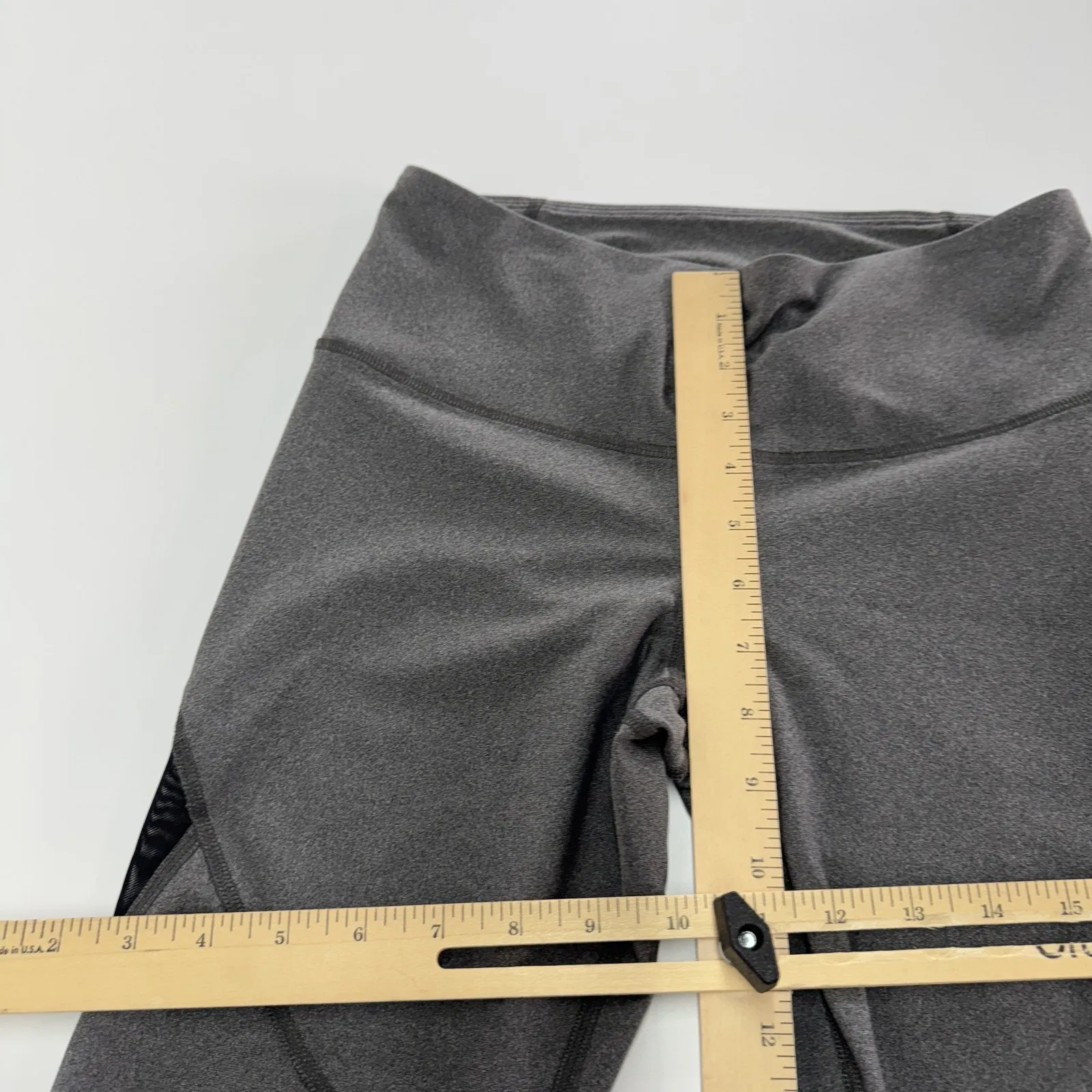 Under Armour‎ Leggings Womens Medium Gray Black HeatGear Compression Mesh Panels - Image 5