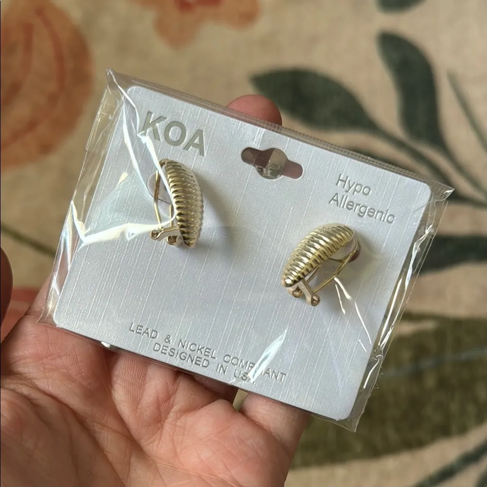 KOA Hypo Allergenic Gold Beetle Shell Hoop Huggie Earrings - Image 2