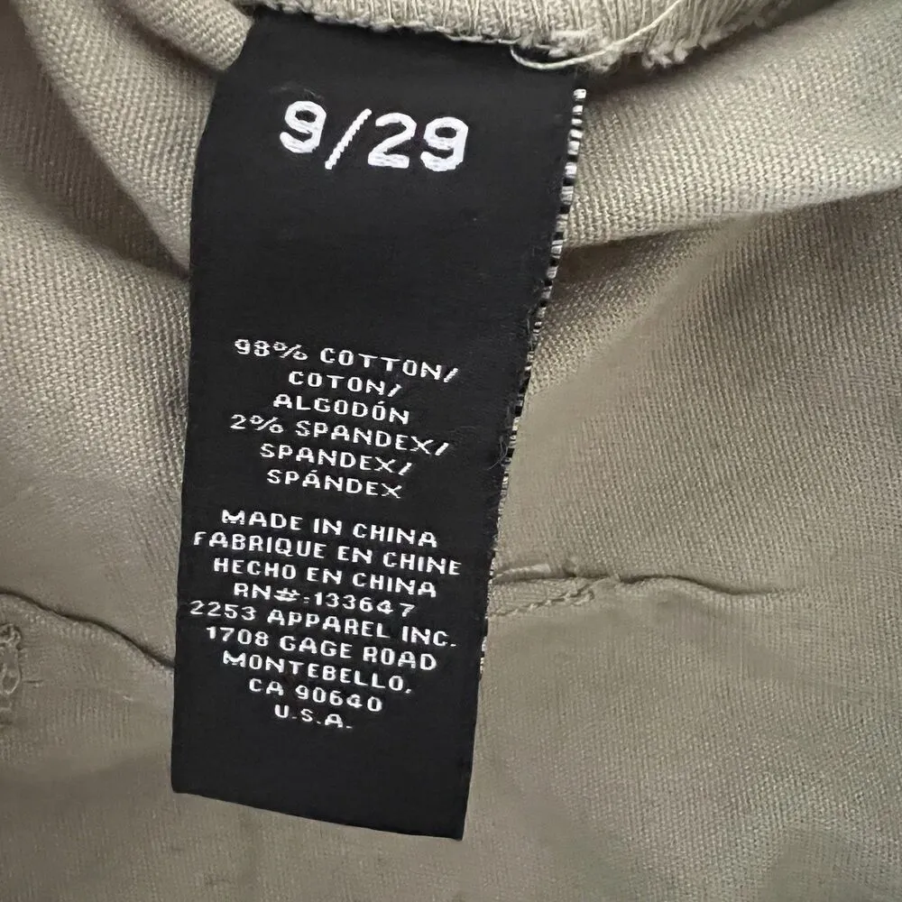 BCBGeneration  Women’s Pants 9/29 High Rise Leg Crop Button Fly - Image 5