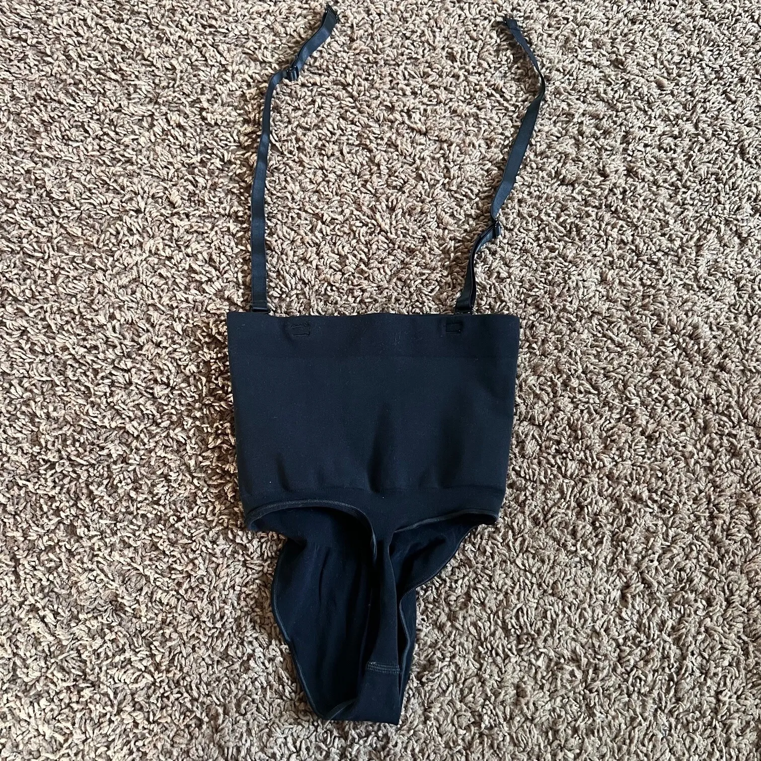 Skims Bodysuit Shapewear High Waist Adjustable Strap Seamless Size Medium Black - Image 3