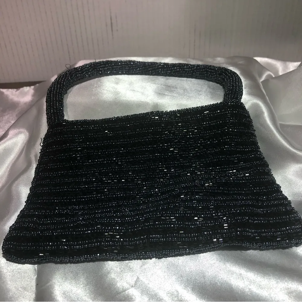 Antique vintage small black beaded purse. - Image 7