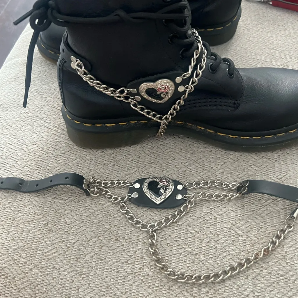 Boot heart Chain jewelry Black - Image 3