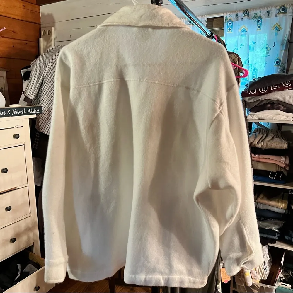 Soft oversized Prettylittlething coat - Image 3