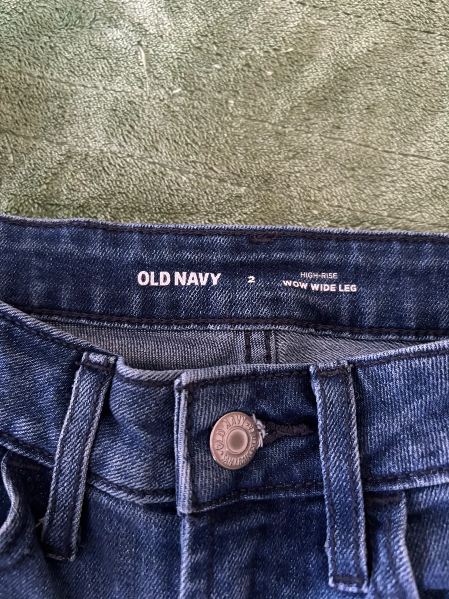 Old Navy Jeans - Image 4