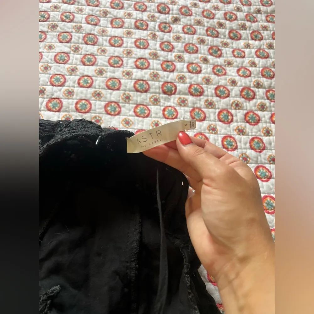 EUC Astr The Label Black Lace Midi Dress Size Small Retails $115 - Image 5