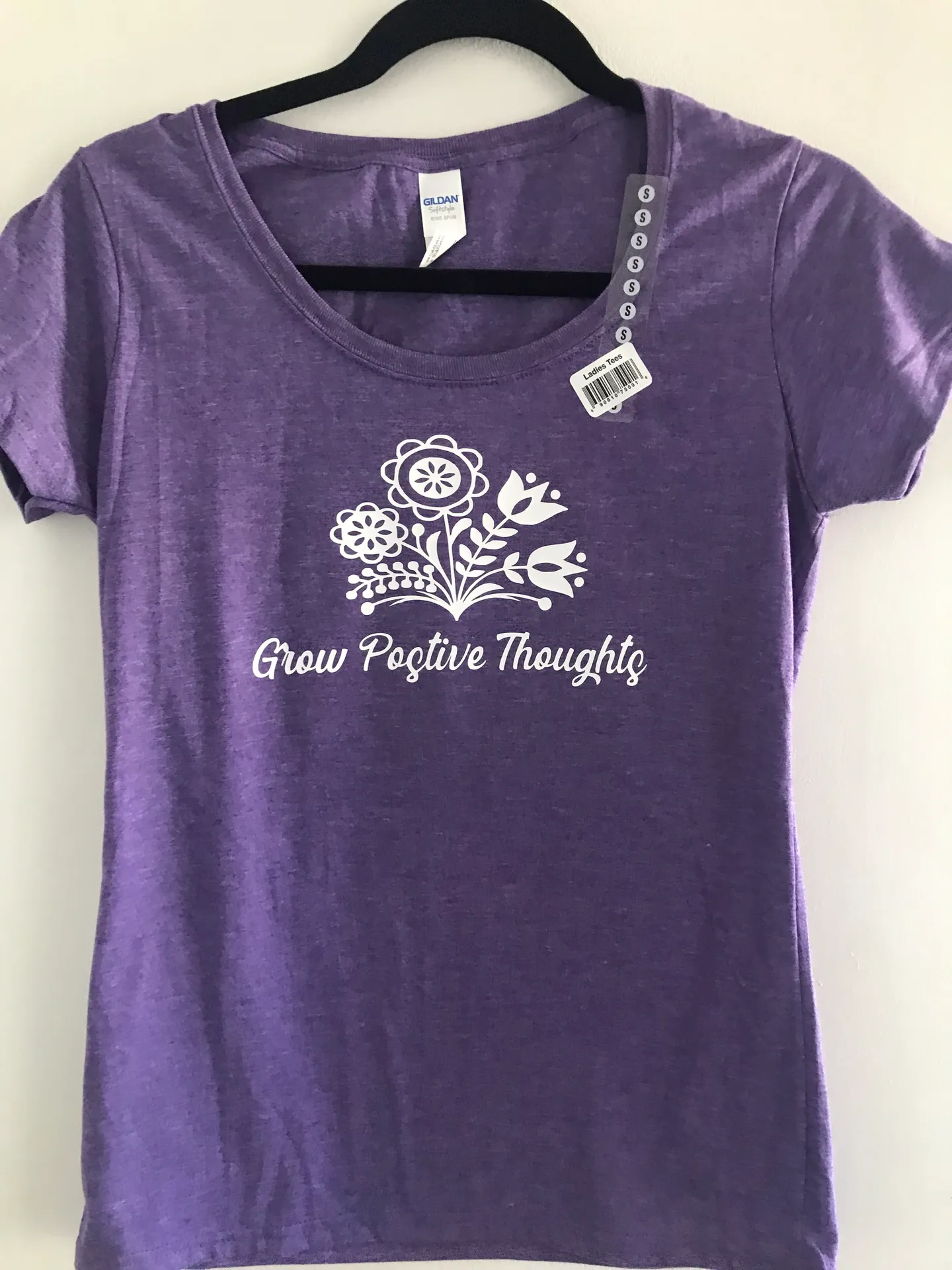 T-shirt Growing Positive Thoughts Size Small  - Image 3