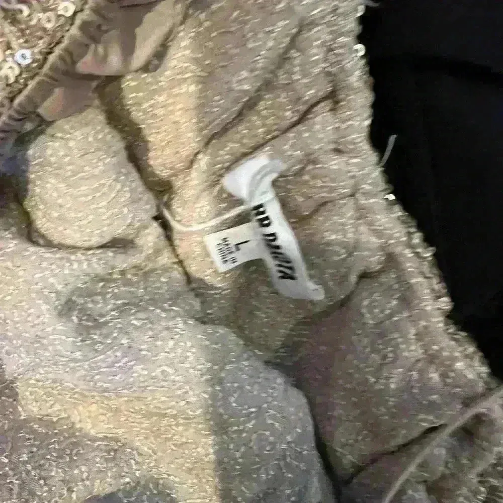 BB Dakota Women's Medium M Sequin One Shoulder Shirt NWT - Image 3