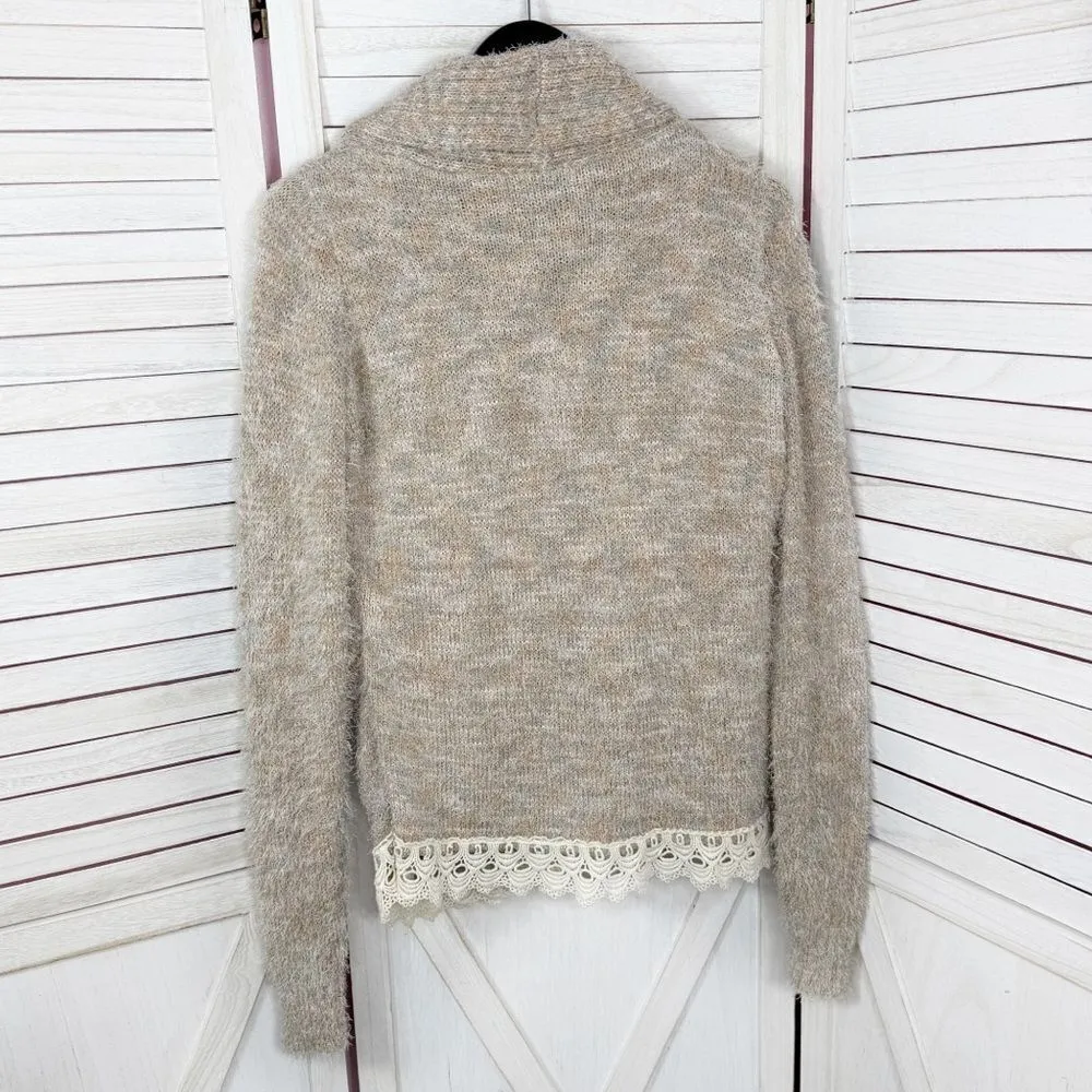 Gimmicks‎ by BKE Eyelash Yarn Lace Trim Cardigan Sweater Tan Multi Small - Image 11
