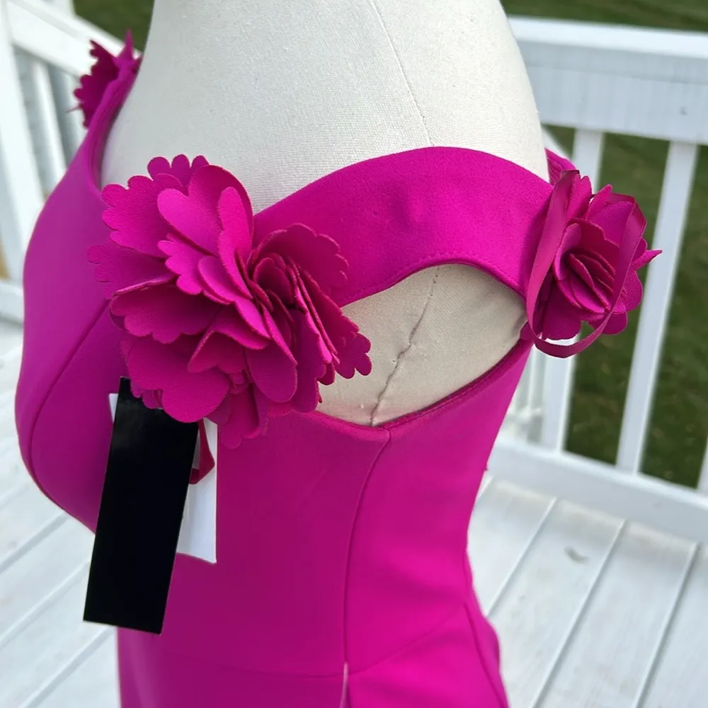 Xscape Pink Off-Shoulder Bodycon Dress for Weddings - Image 4