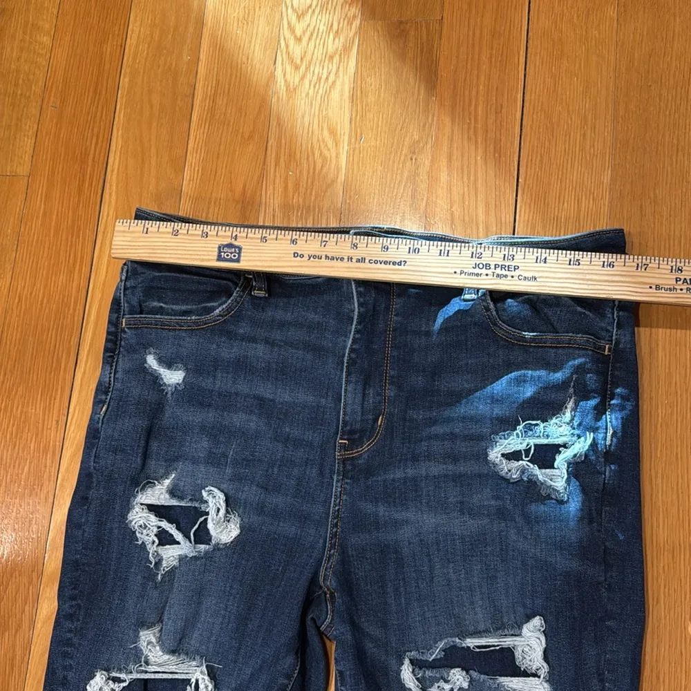 American Eagle women’s super Hi-rise very distressed jegging size 16 short . - Image 2