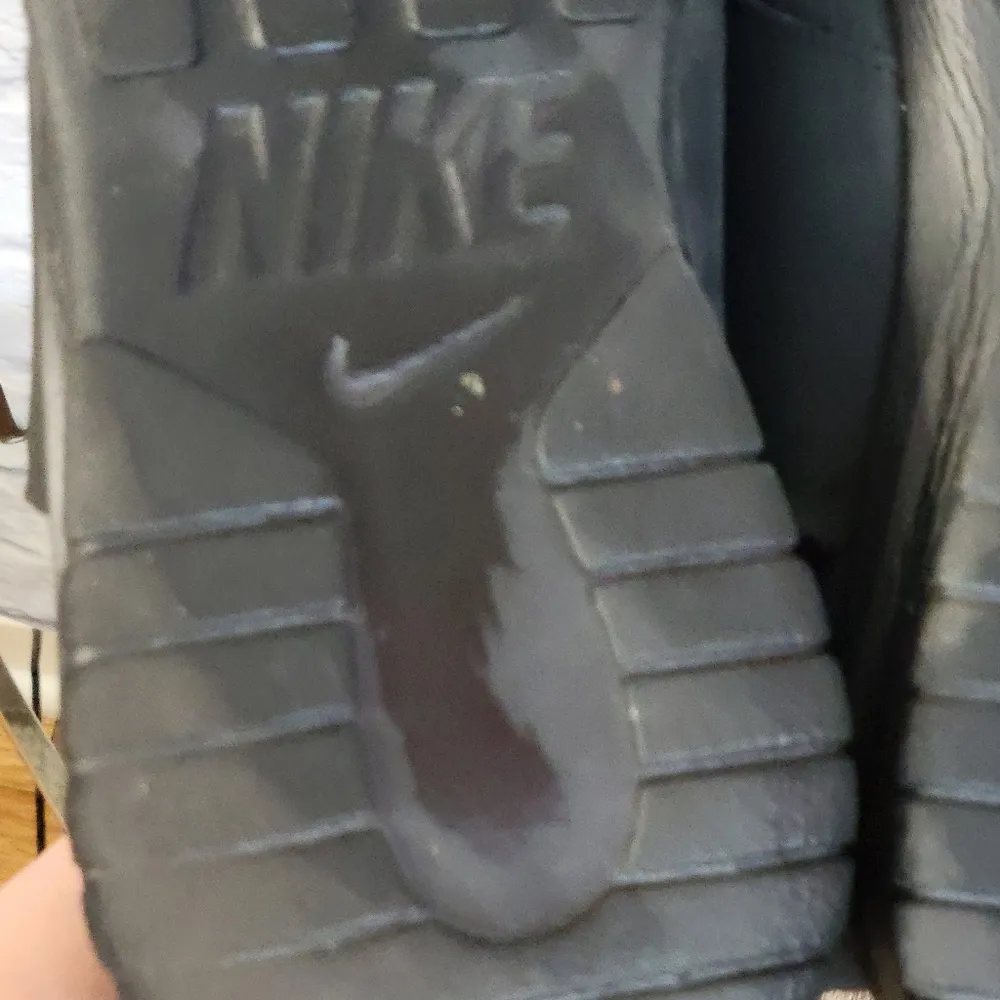 Nike Women Tanjun Sandals Size 11 - Image 14