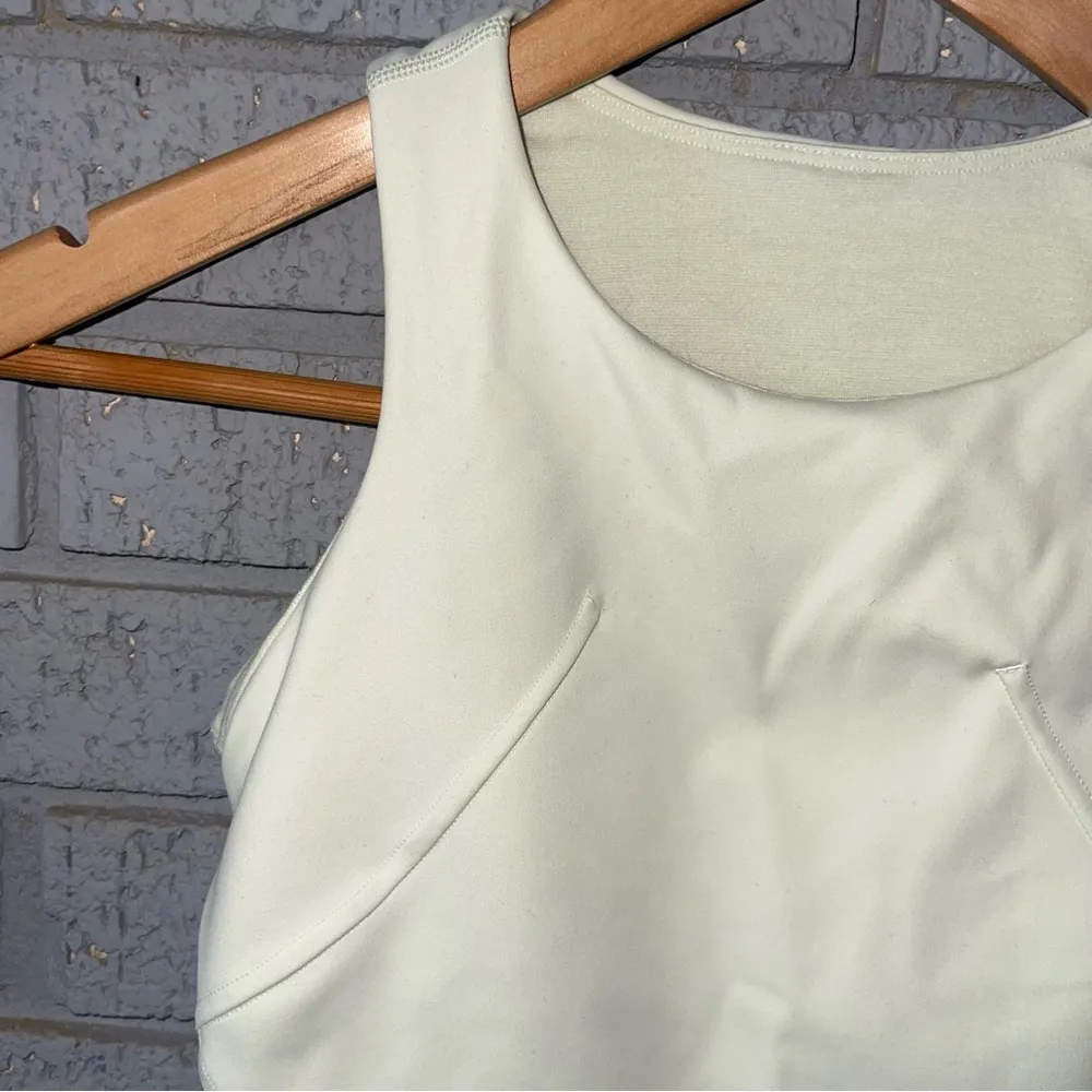 Lululemon Invigorate Training Tank Top in Elixir Light Green Size 0 High Neck - Image 4