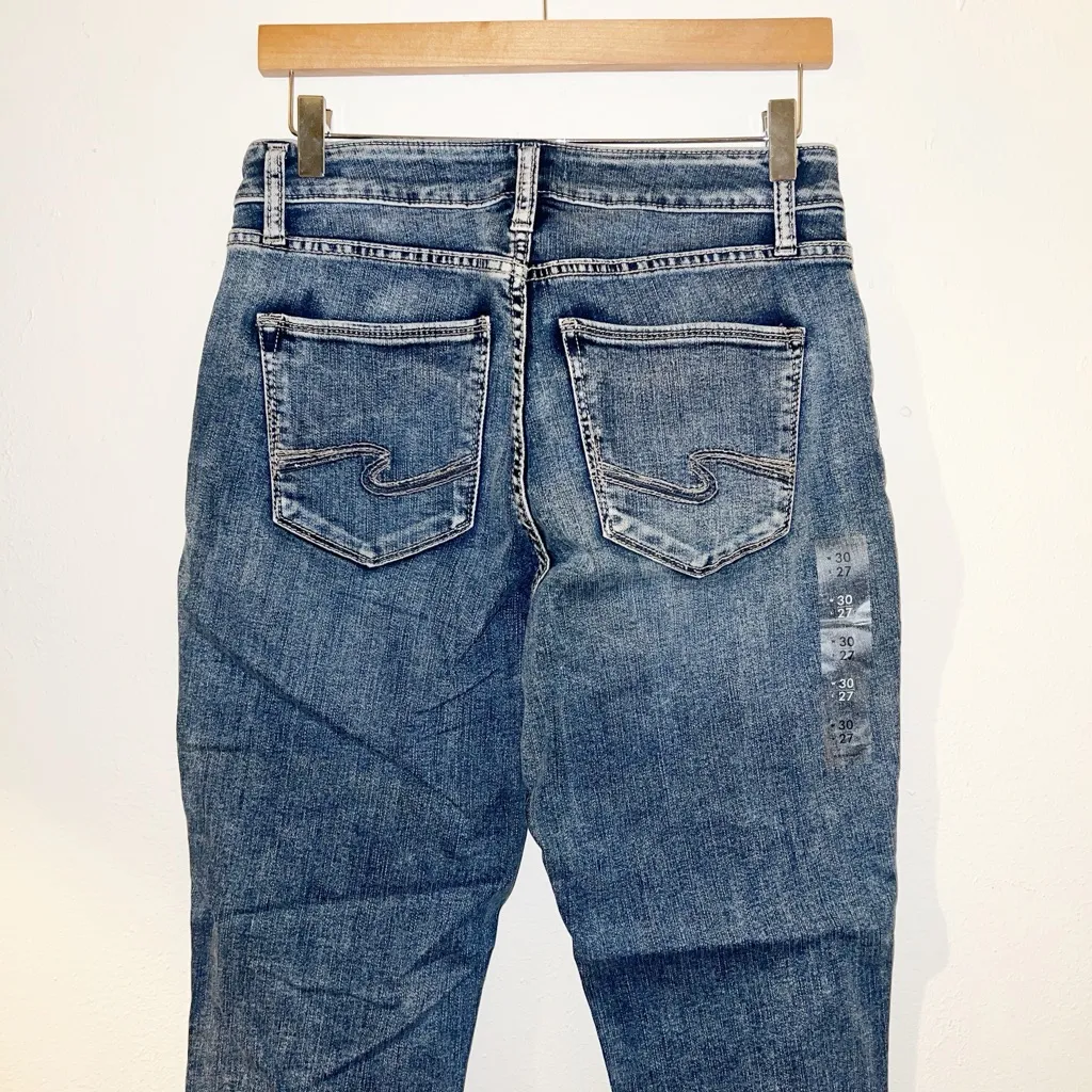 Silver Jeans co Avery straight cuffed hem medium wash MidRise jeans - Image 7