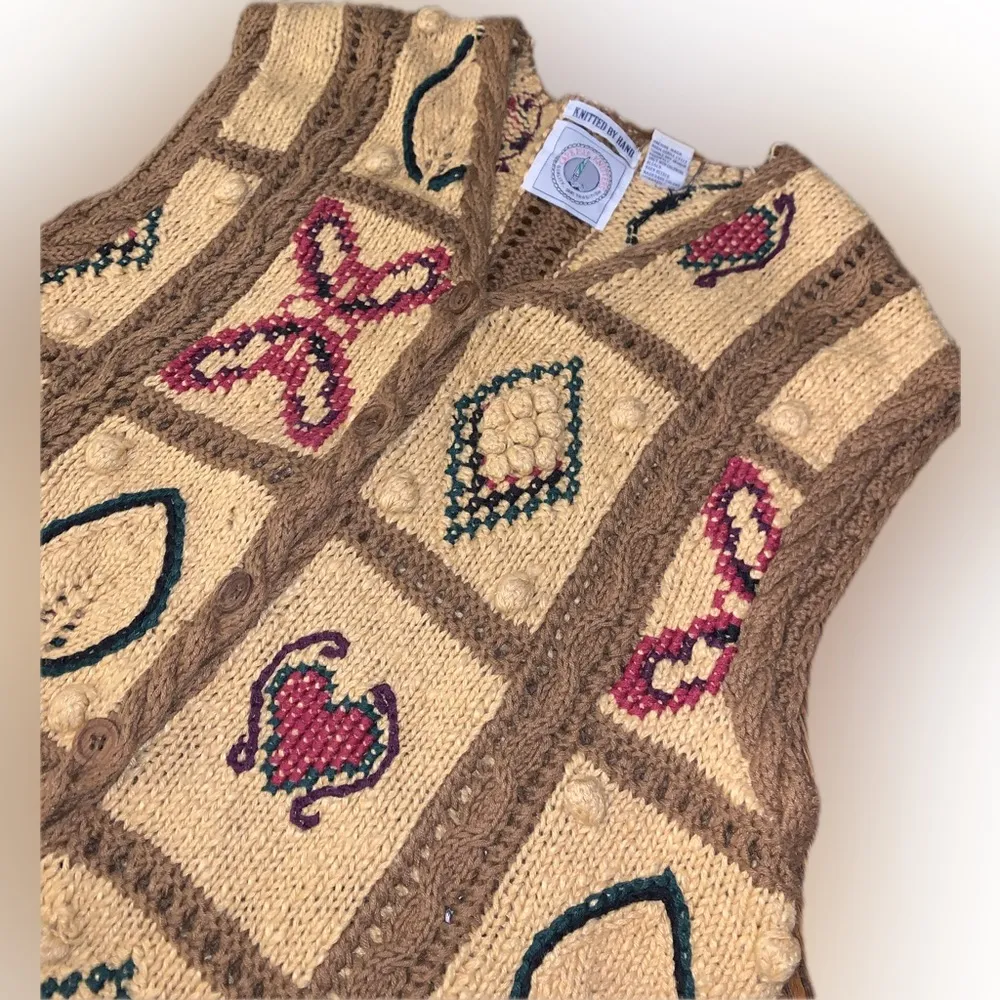 Vintage Cottagecore Hand Knit Crochet Textured Vest Cape Isle Knitters Autumn M Brown Size M - Image 6