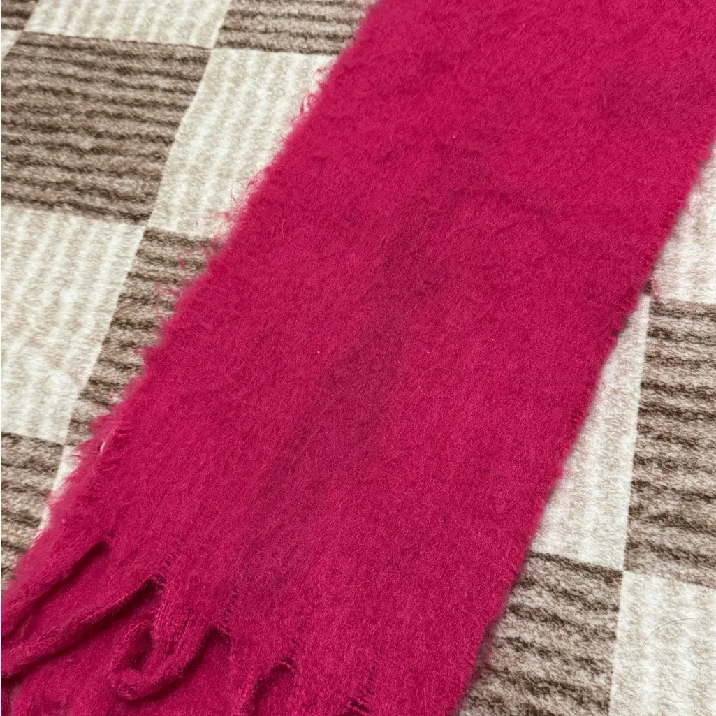 Anthropologie Bonnie Wrap Scarf Pink Fuzzy Soft - Image 4