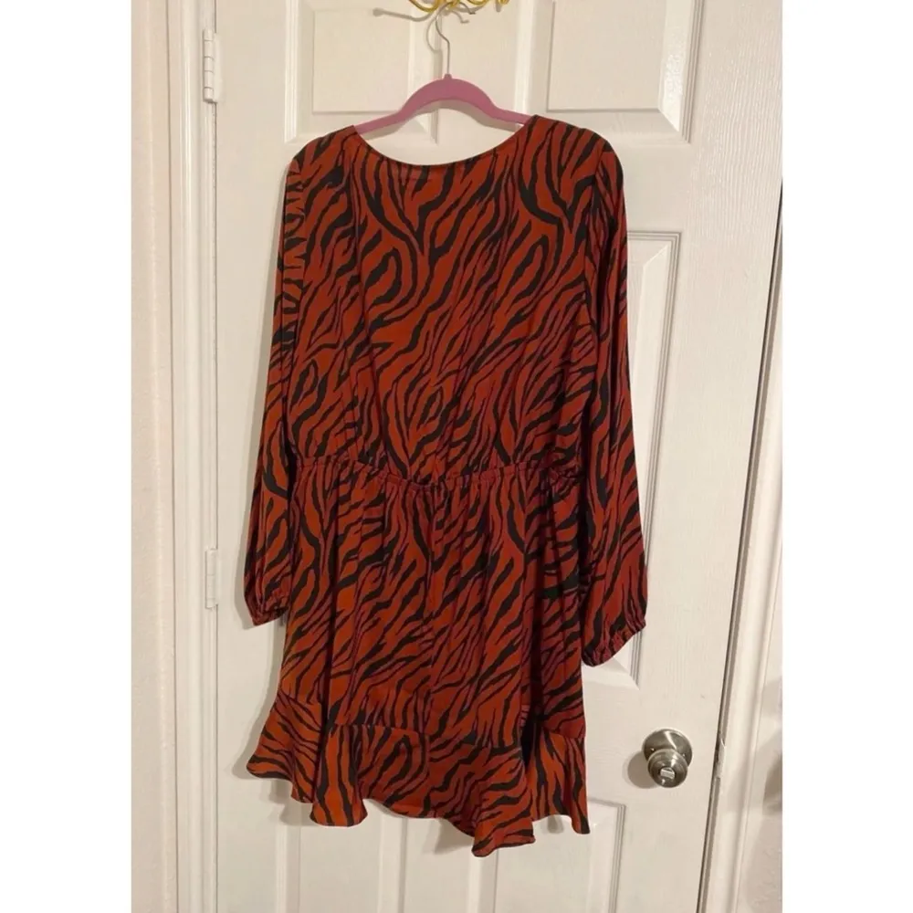 Express Tiger Print Square Neck Wrap Mini Dress - Image 5