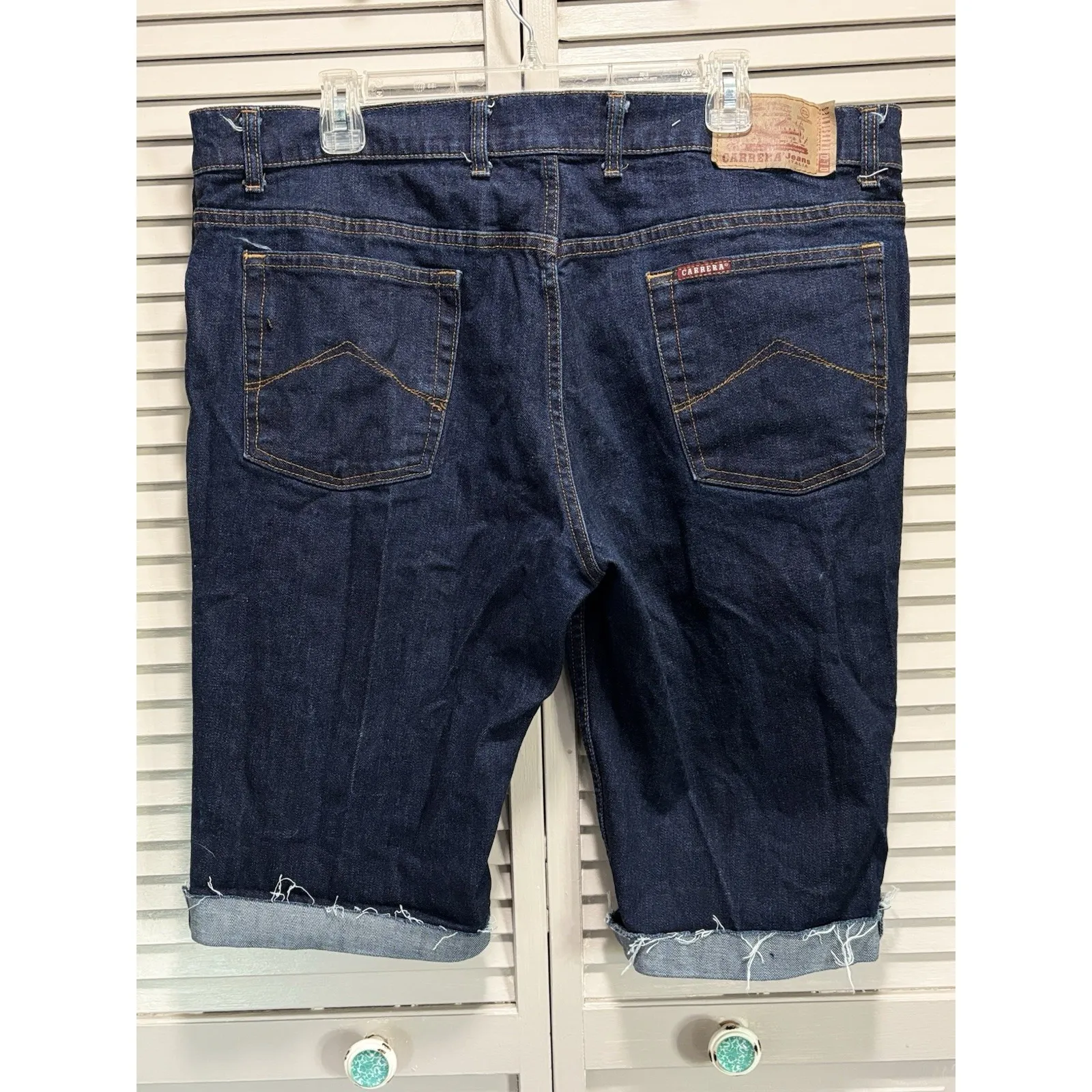 Carrera Jeans 700 Dark Wash Denim Bermuda Shorts Mid‎ Rise Size 40 Hand Painted - Image 6