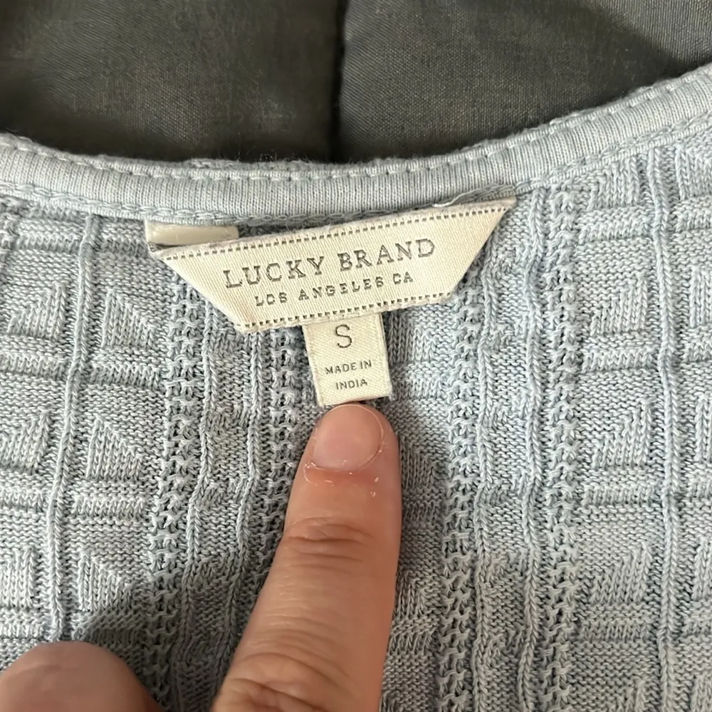 Lucky Brand VNeck Tank Top Blue Size Small - Image 6