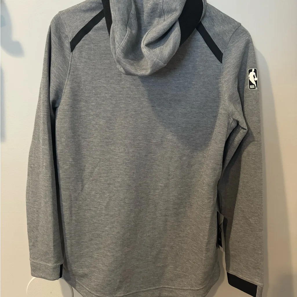 NWT Nike NBA‎ New York Knicks DriFit Full Zip Grey Hoodie Medium Women’s - Image 4