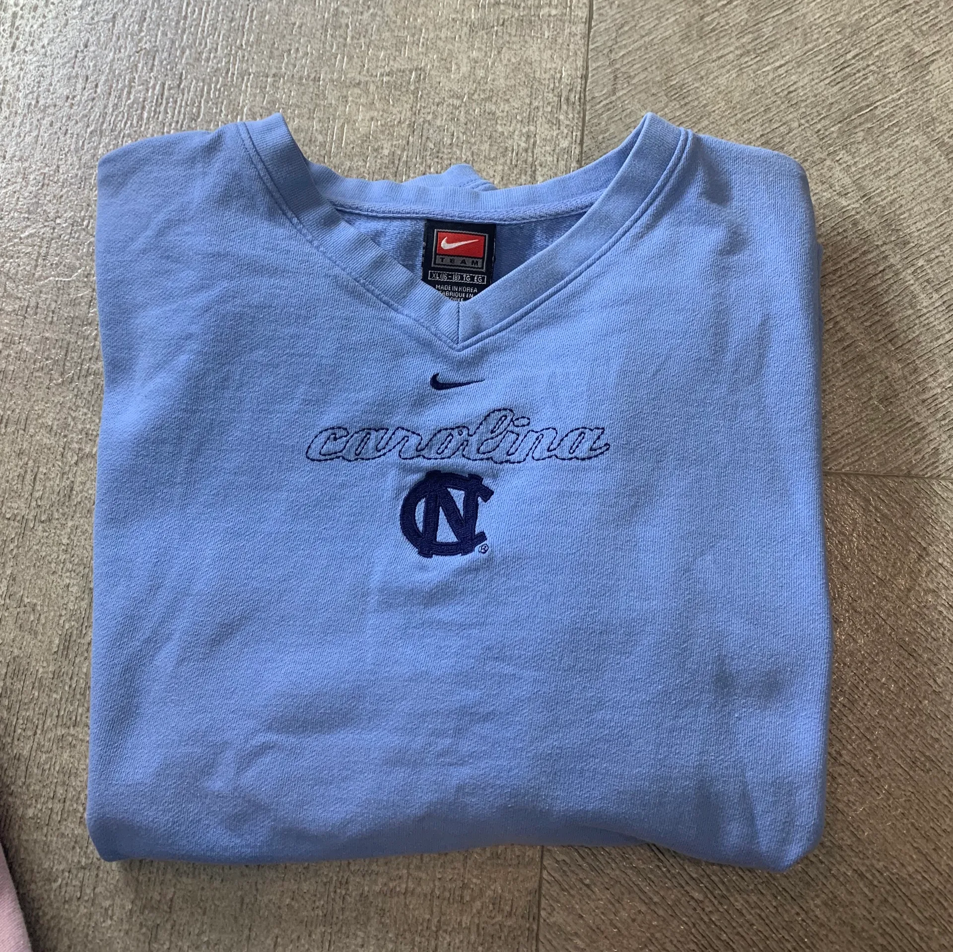 Nike Center Swoosh Crewneck - Image 2