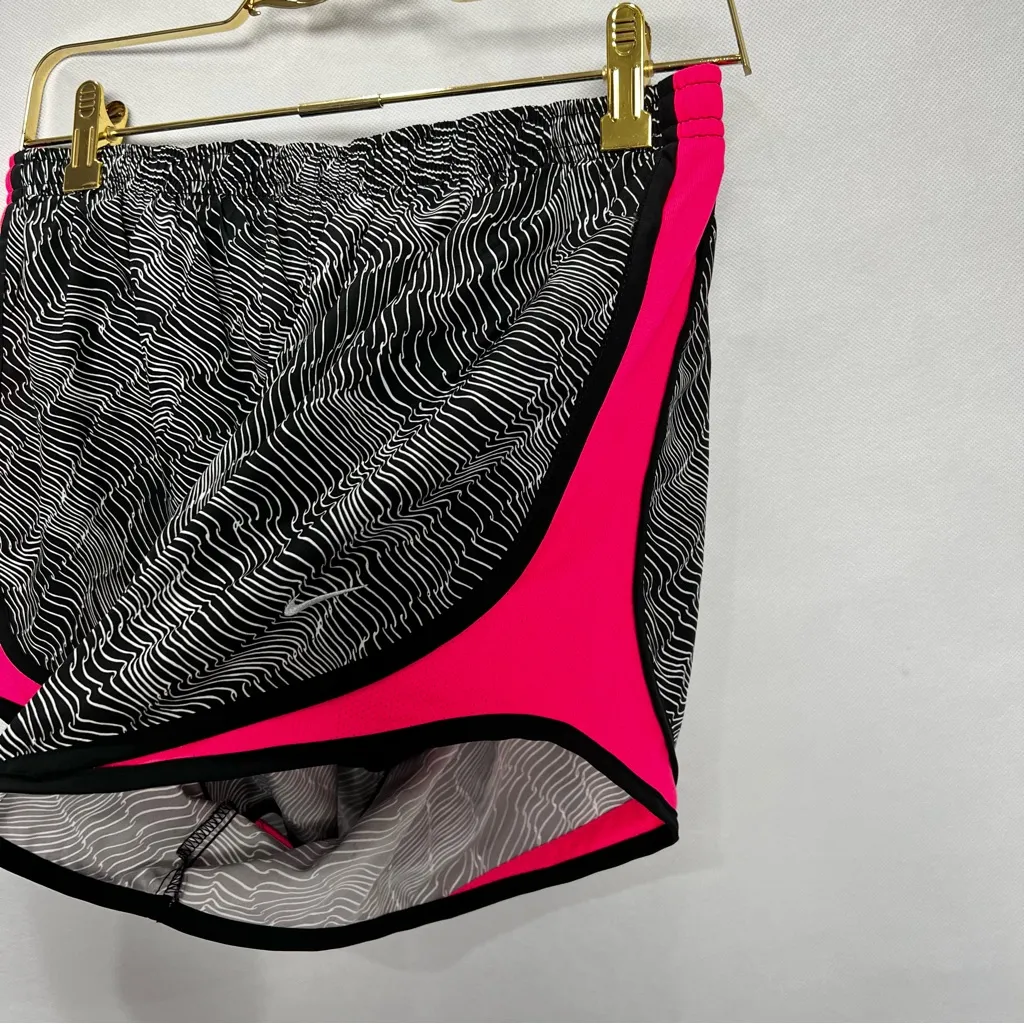 Nike Size Large Dri-Fit Tempo Running Shorts Black and Pink Printed Athletic - Image 8