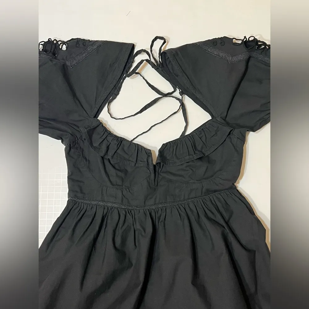 Heather Embroidered Midi Dress in Black
TULAROSA, size XS - Image 3