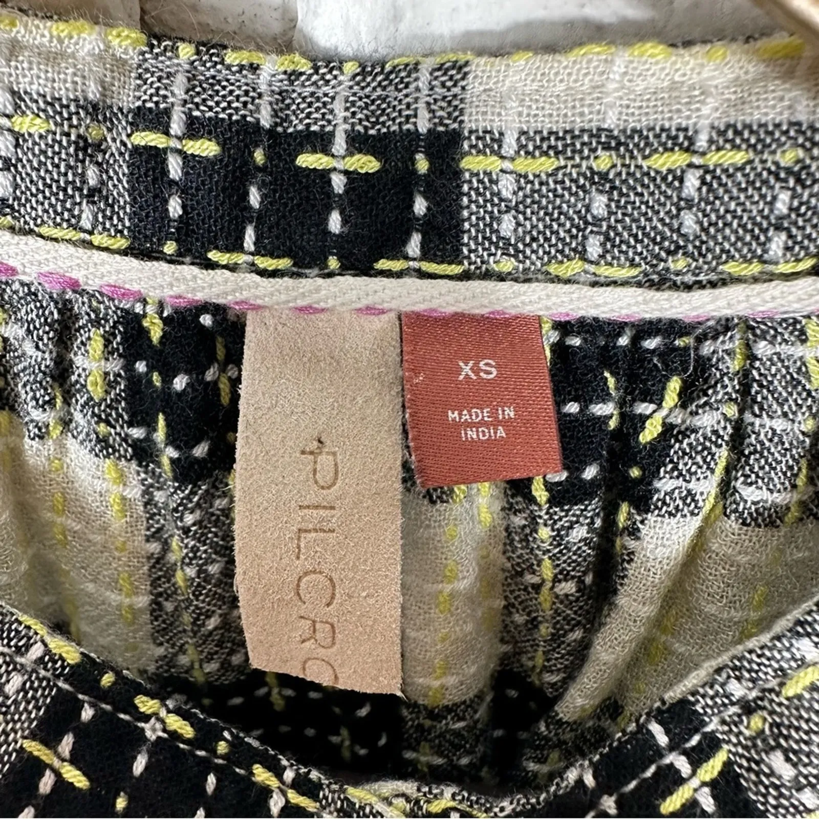 Anthropologie Pilcro Breezy Plaid Button Down Size XS - Image 5