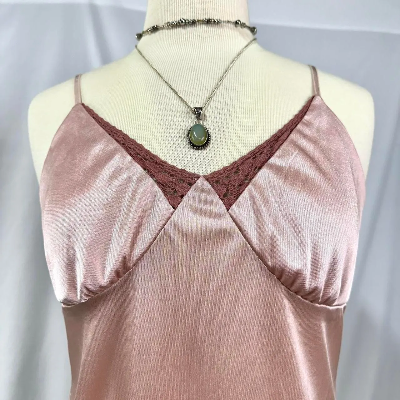 XHILARATION Light Pink Babydoll Camisole Lace Trim Satin 2000s Y2K Womens L Cute - Image 2