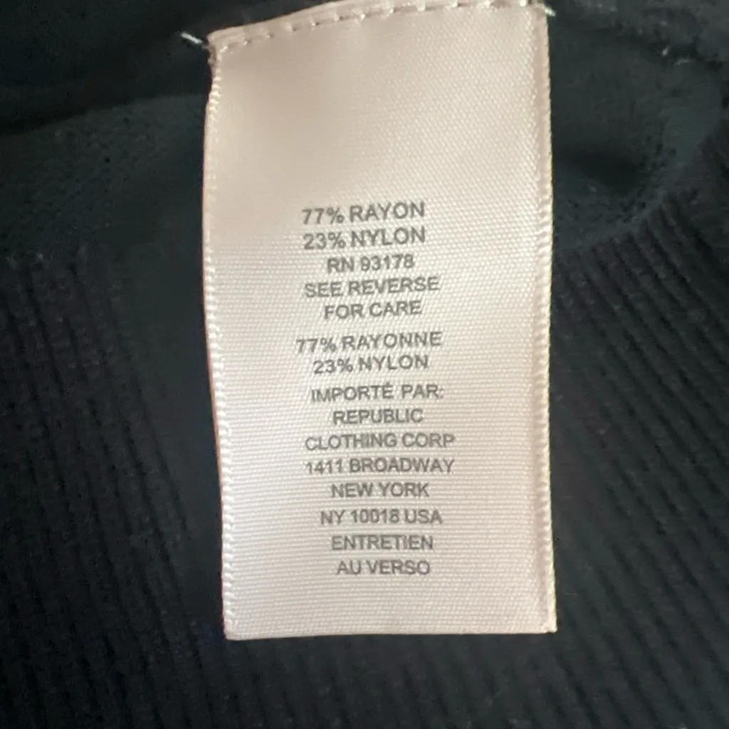 Philosophy black crew neck sweater Accent bows on back Sm Fits Like Med Sexy EUC - Image 8