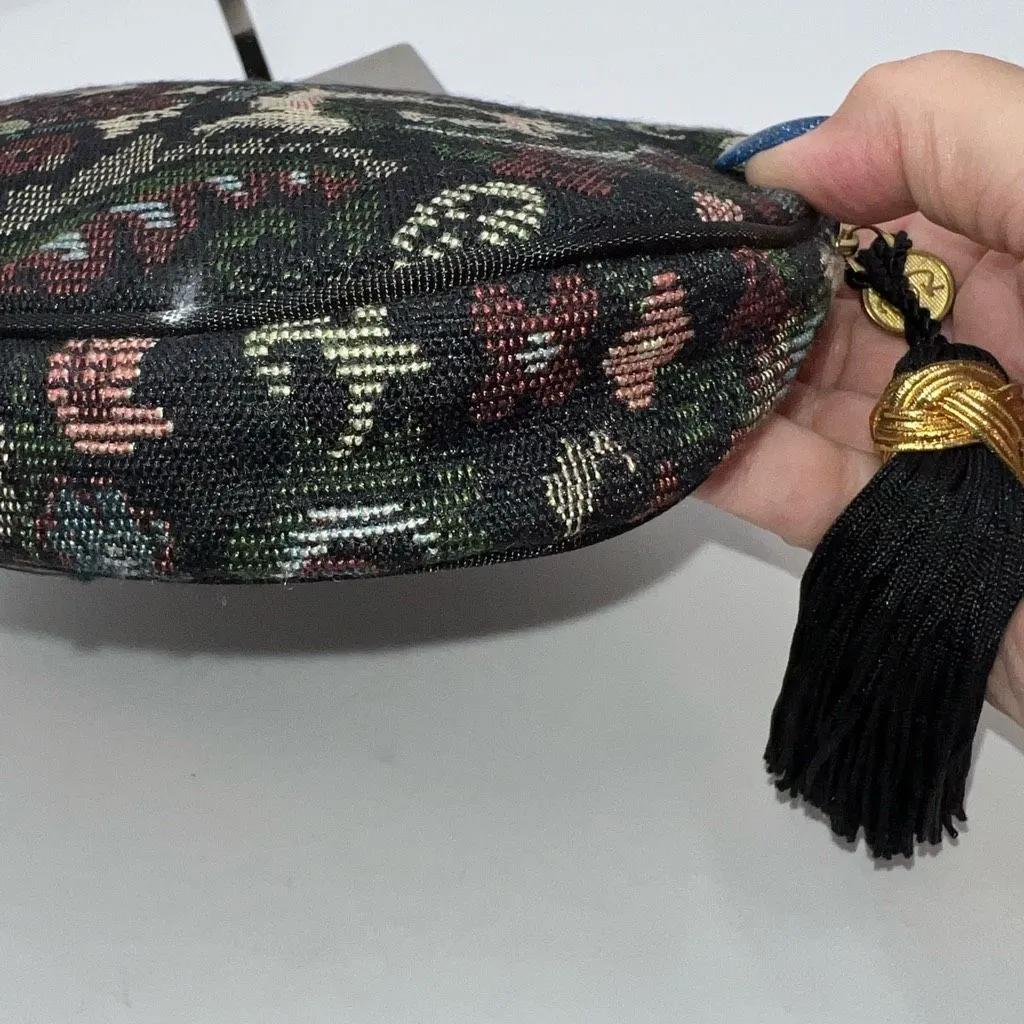 Oscar De‎ La Renta Vintage Needlepoint Pouch With hangtag and Tassel - Image 6