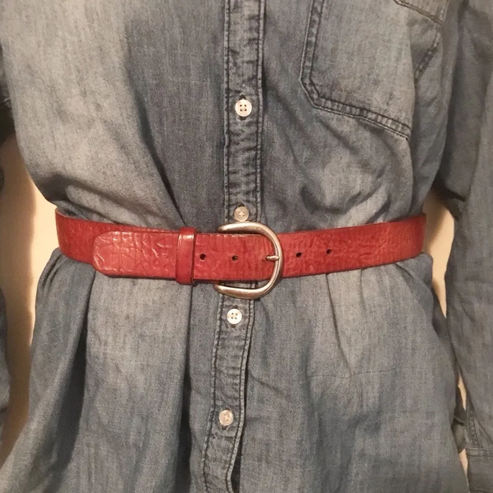 Vintage Fossil Y2K Brown Leather Tooled Floral Cowboy Distressed Belt womens S - Image 8