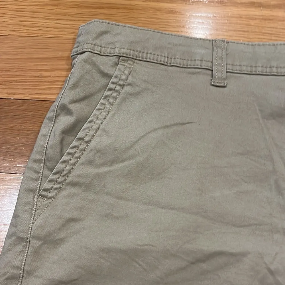 A New day women’s stretch shorts size 18 . - Image 3