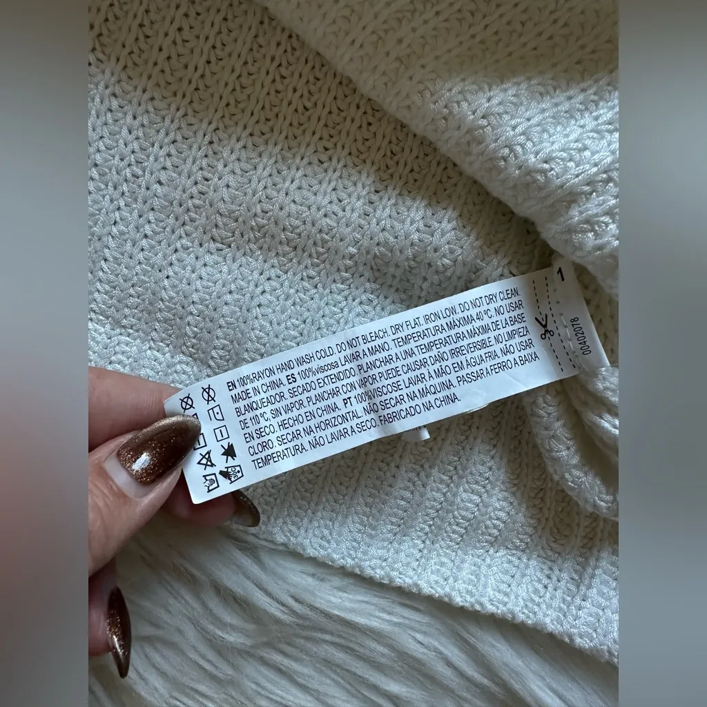 F21 soft crochet cropped tank - Image 5