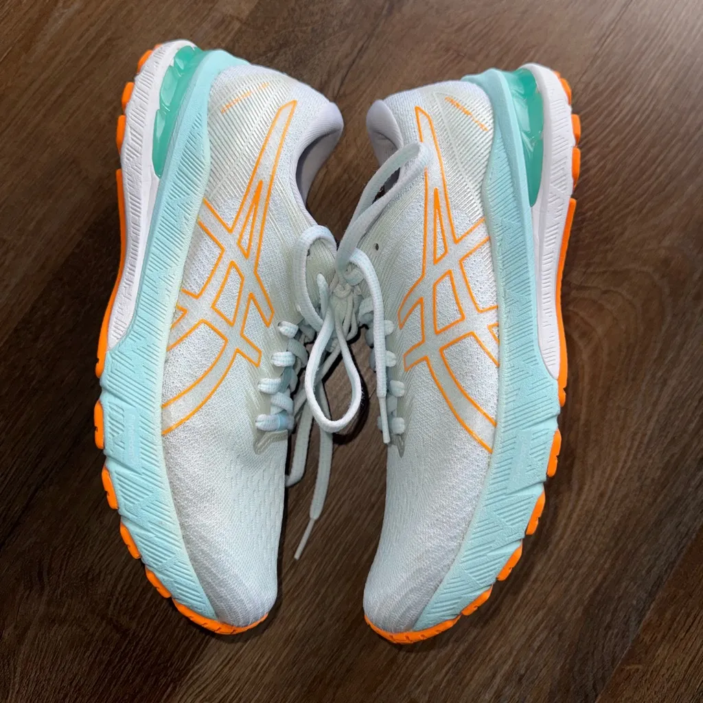 Asics Women's White and Teal Running Shoes - Image 5