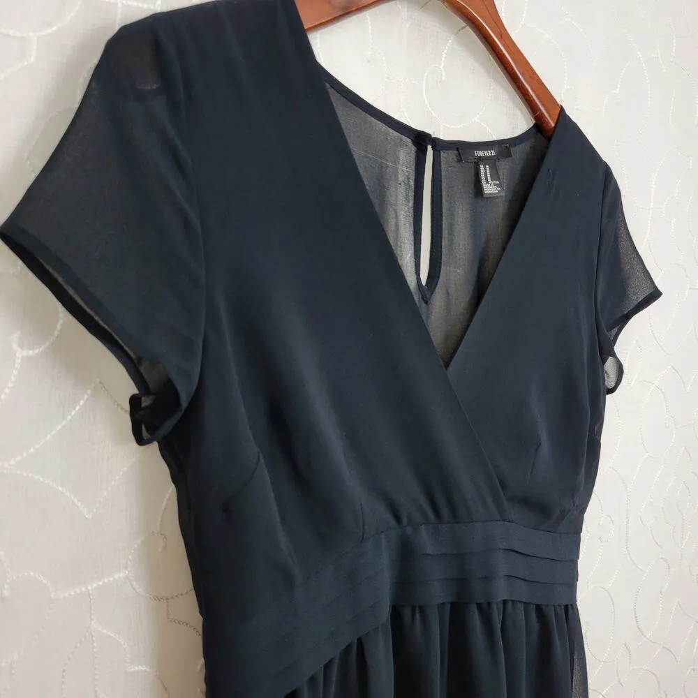 Forever 21 Womens Romper Playsuit Medium Black V Neck Short Sleeve Side Zip - Image 2