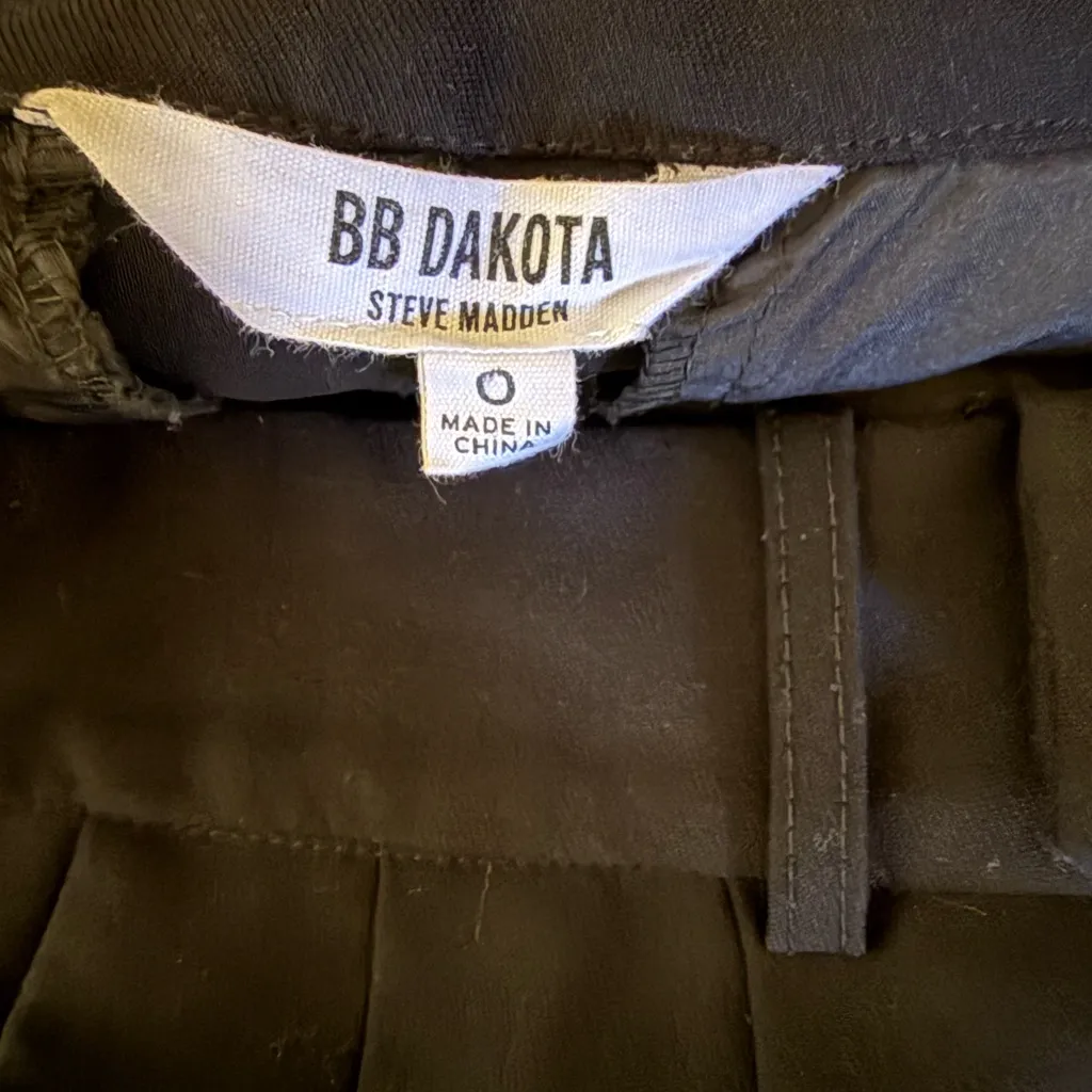 BB Dakota Women’s Elegant Black Dress Pants - Image 9