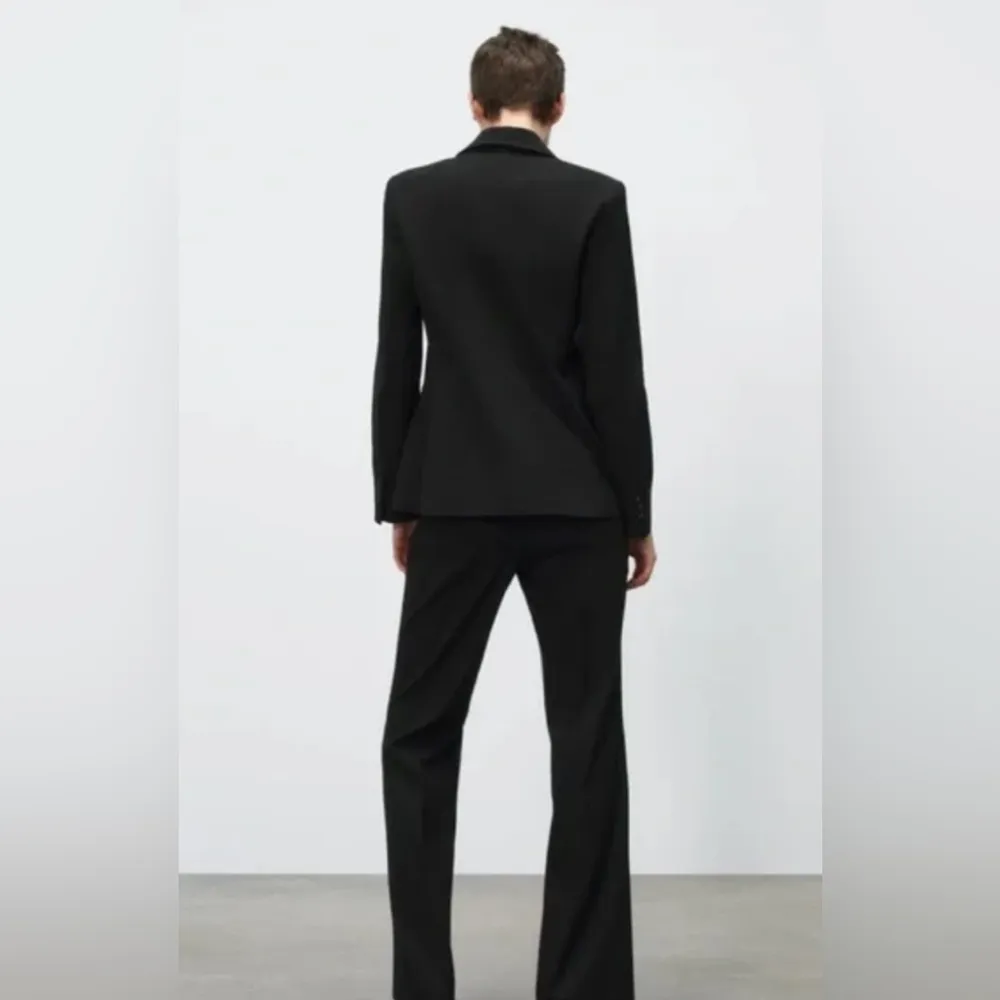 Woman Tailored Slim Fit Blazer - Black - 4 - Image 2