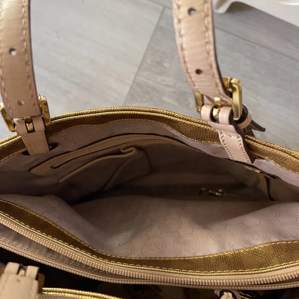 MICHAEL KORS Gold Jet Set Metallic Mirrored Tote Bag w side pockets 16 x 11.5 - Image 5