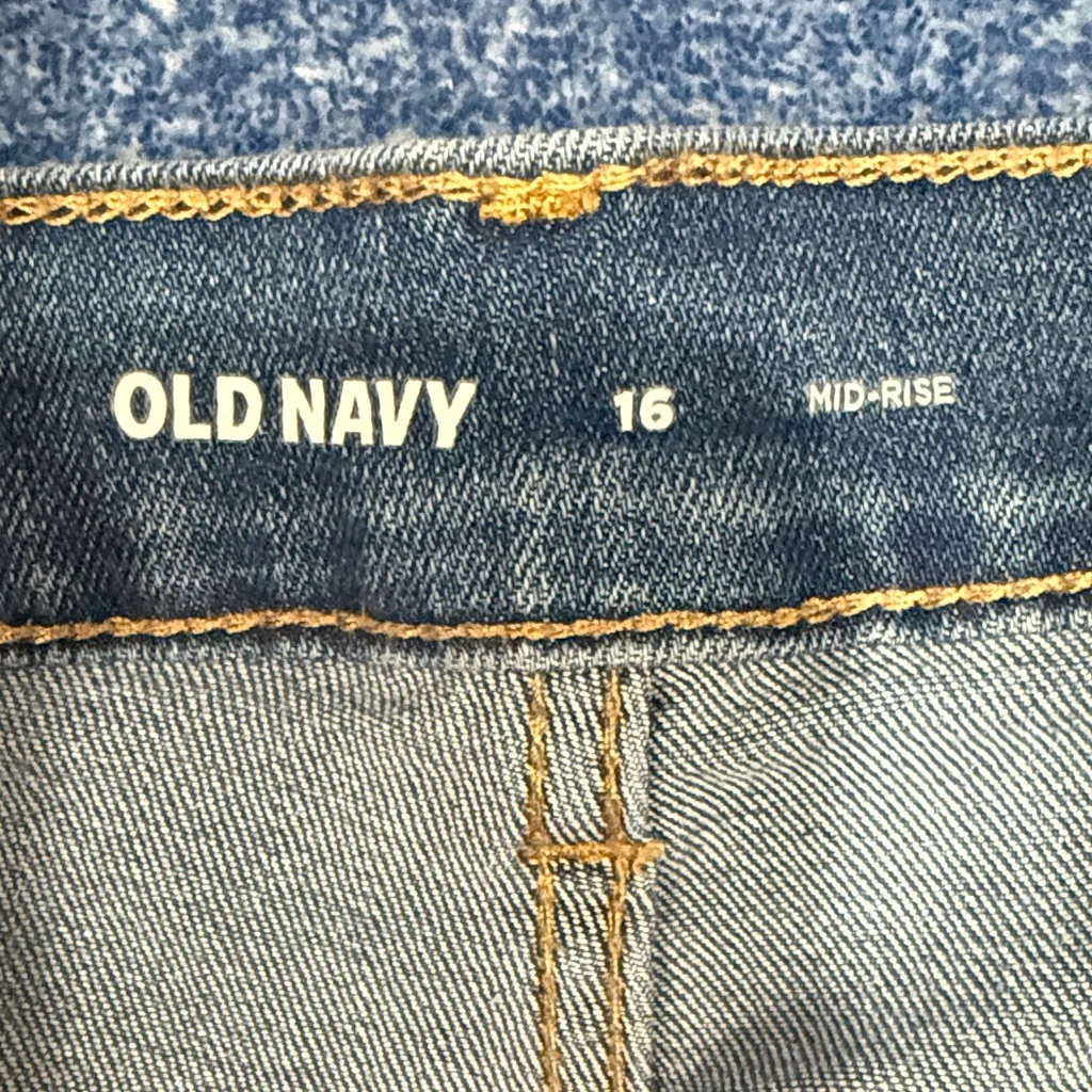 3 PAIRS OF Old Navy Classic Blue Jean Shorts - Image 3