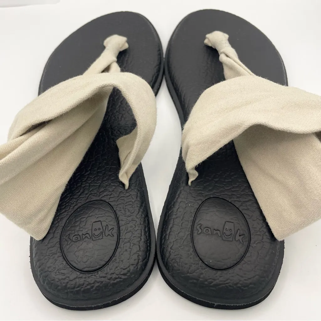 Sanuk yoga sling 2 prints sandals women’s size 9 tan - Image 3