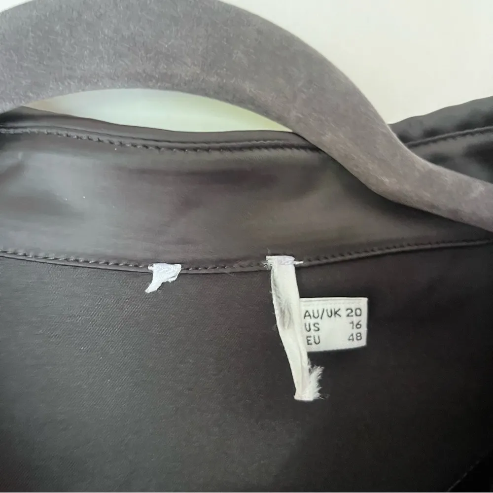 Princess Polly Bessie Black Satin Button Front Collared Blouse Plus Size 16 - Image 12