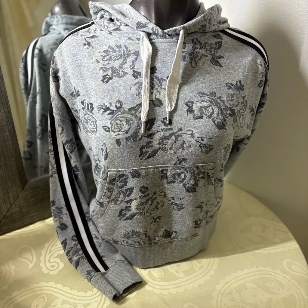 Calvin Klein Gray Performance Top - Image 3