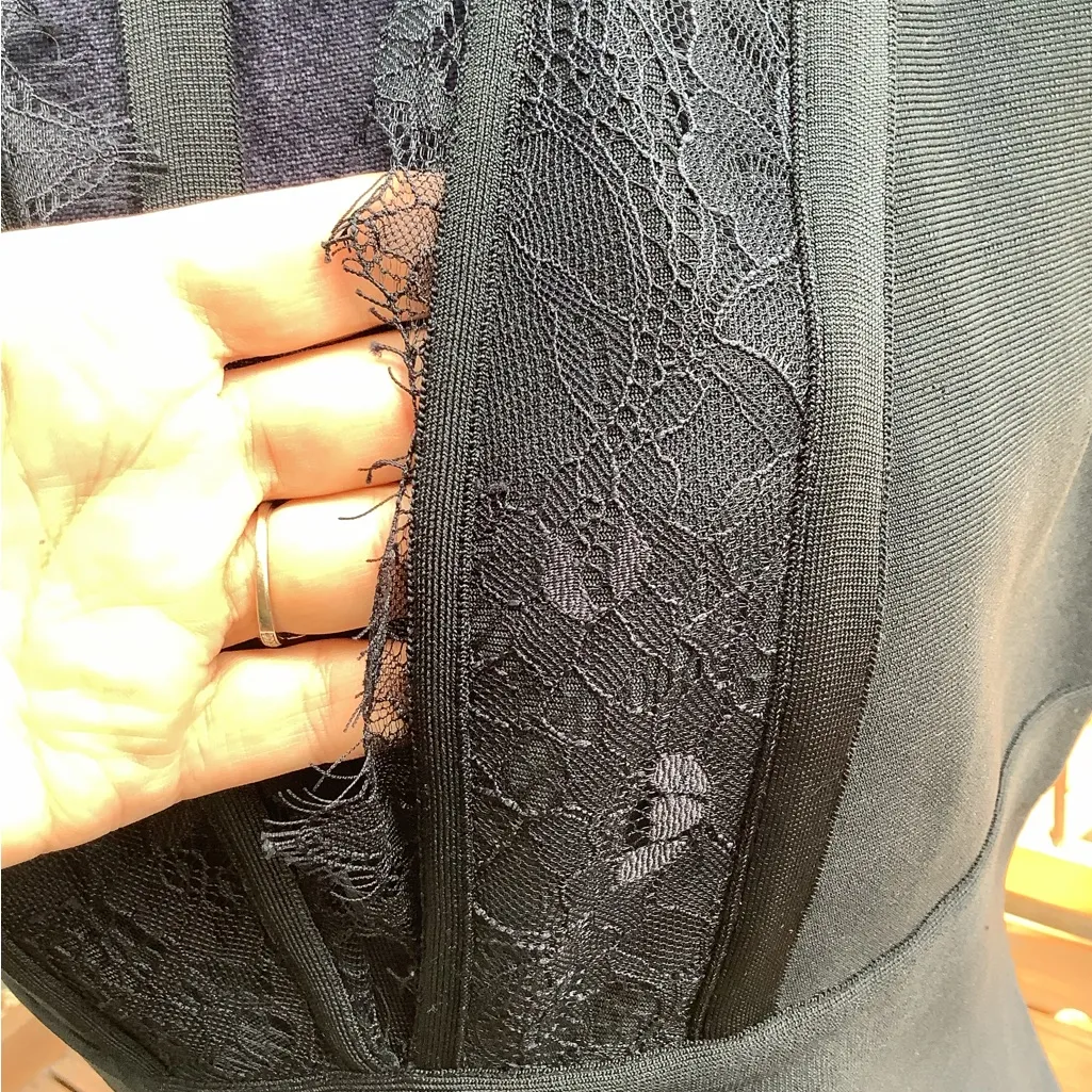 Beautiful ULTRA SLIMMING dress 🌹 - Image 6